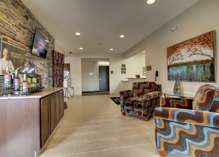 Cobblestone Inn & Suites - Fort Dodge