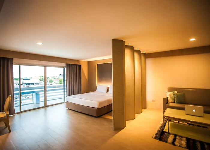 Golden City Rayong Hotel