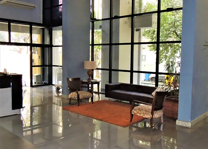 Mondrian Suite Hotel