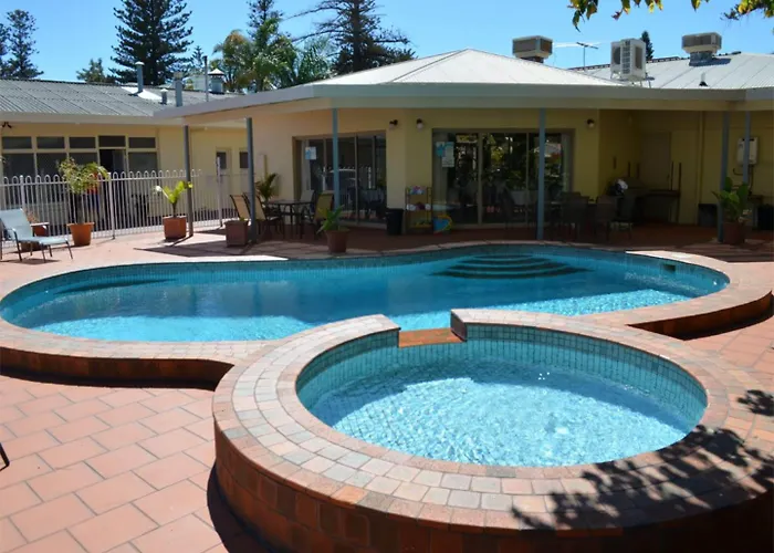 Glenelg Motel