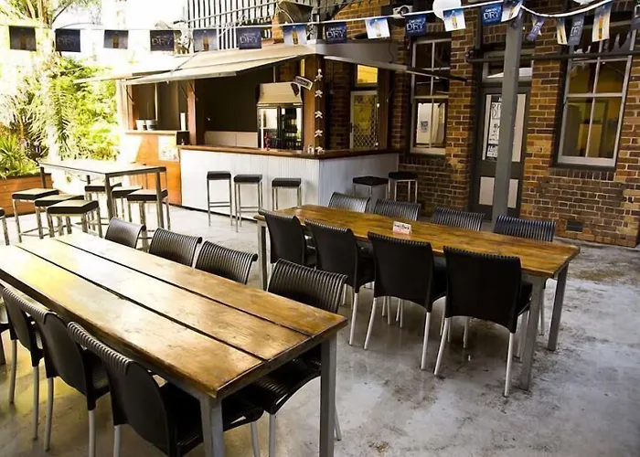 Queens Arms Hotel Roma