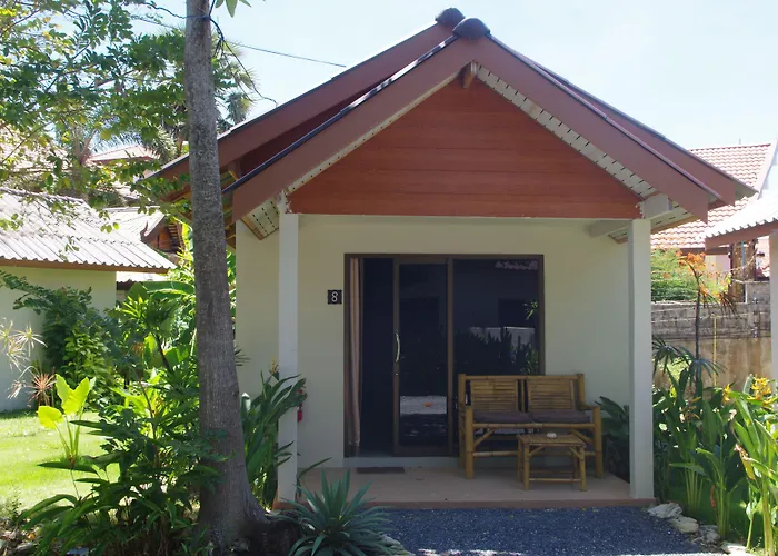 Thai House Beach Resort