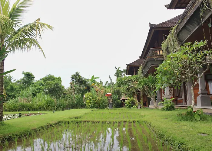 Saren Indah Hotel