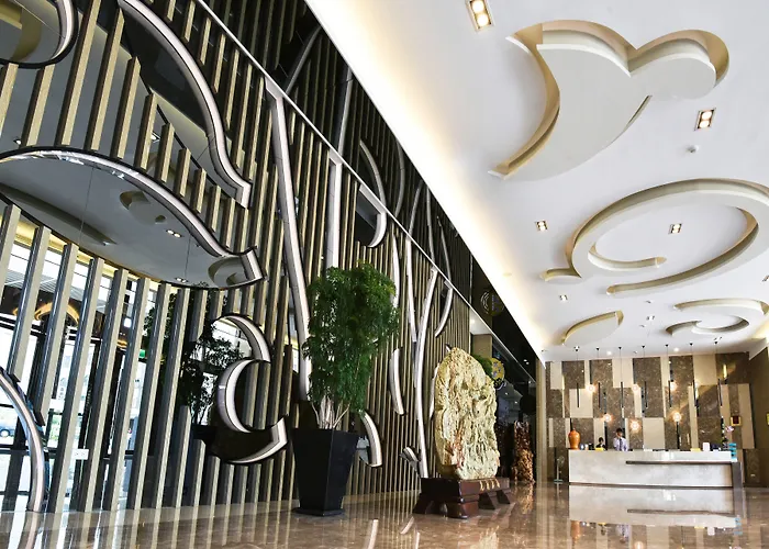 Tsun Huang Hotel