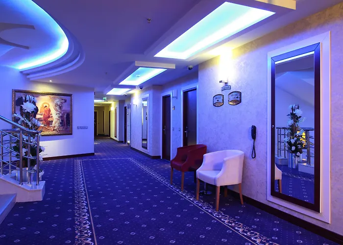 Hotel Senbayrak City