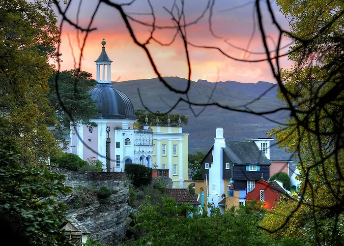 Portmeirion Village & Castell Deudraeth