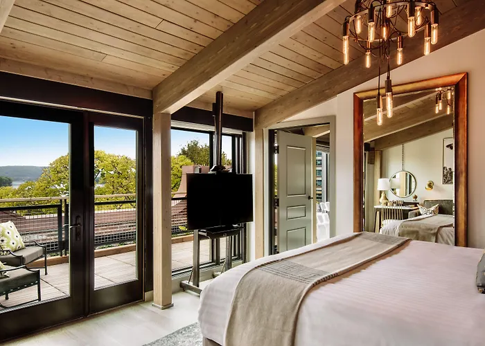 The Charmant Hotel
