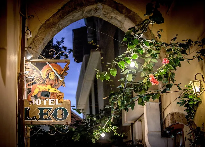 Leo Hotel