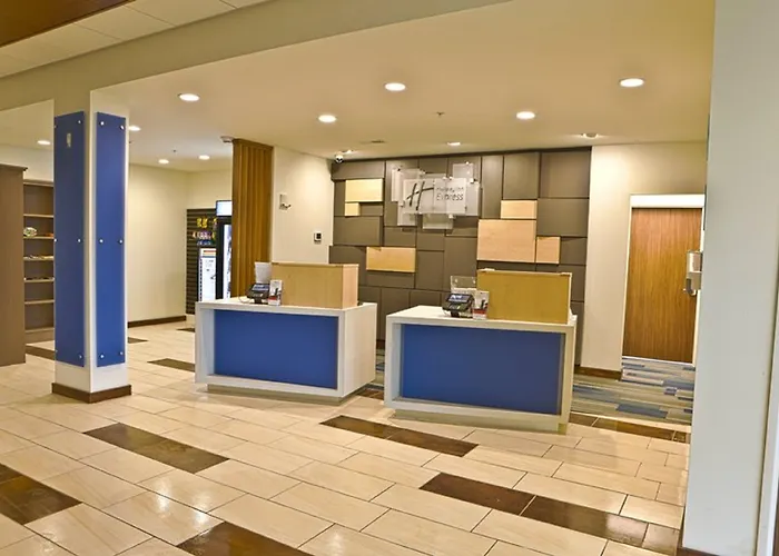 Holiday Inn Express & Suites Port Huron By Ihg
