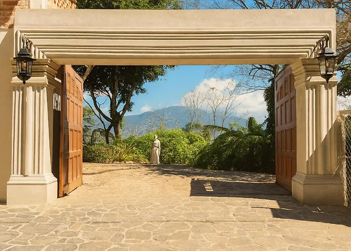 Los Cuatro Olivos Hotel Boutique