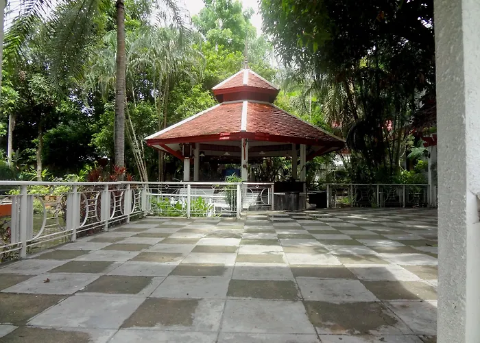 Baiyoke Chalet Hotel