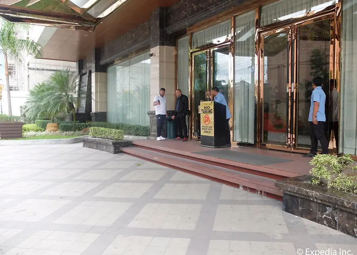Central Park Tower Resort