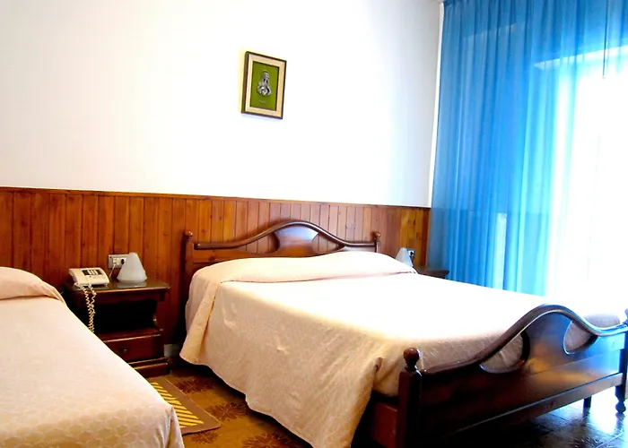 Tourist Hotel