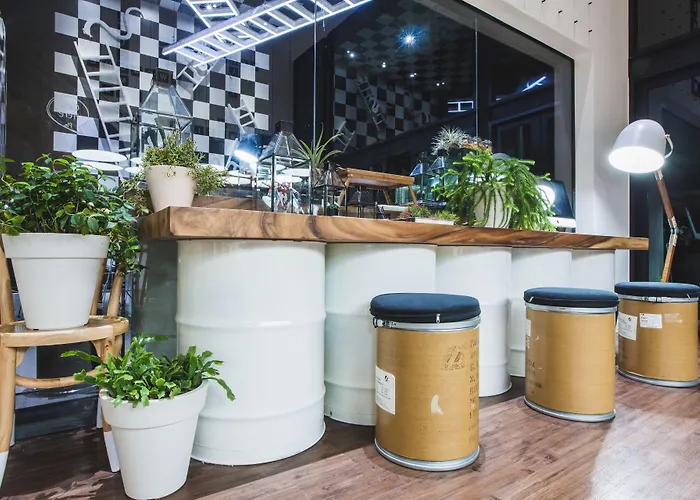 Blu Monkey Hub And Hotel Phuket Town