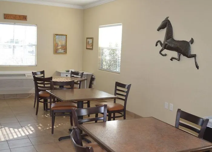 Econo Lodge Inn & Suites Colorado City, Tx