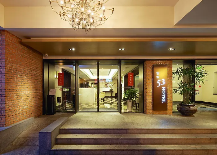 53 Hotel