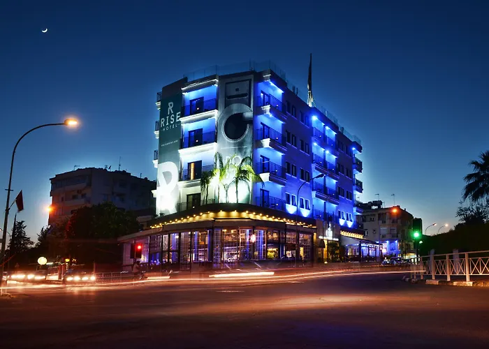 Rise Street Art Hotel