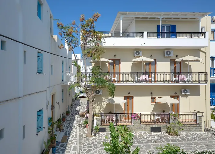 Panormos Hotel And Studios