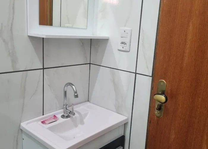 Pousada Quarto tv Smart ar Garagem Gratuita