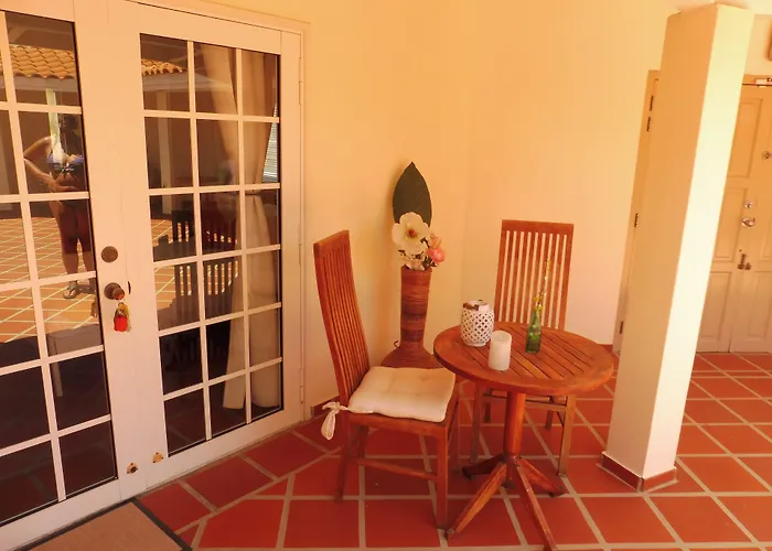 Karibu Aruba Boutique Hotel