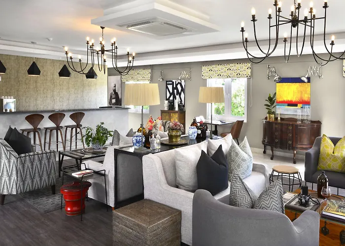 Franschhoek Boutique Hotel - Lion Roars Hotels & Lodges