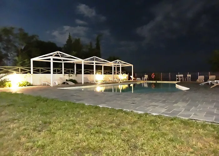 Lagou Raxi Country Hotel