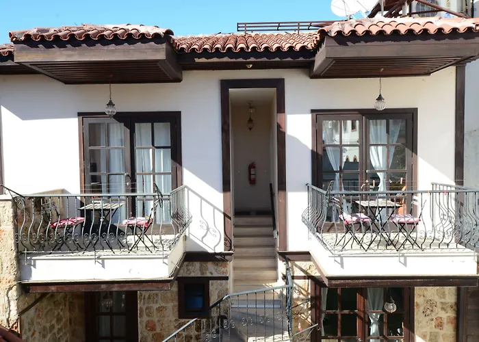 La Paloma Hotel