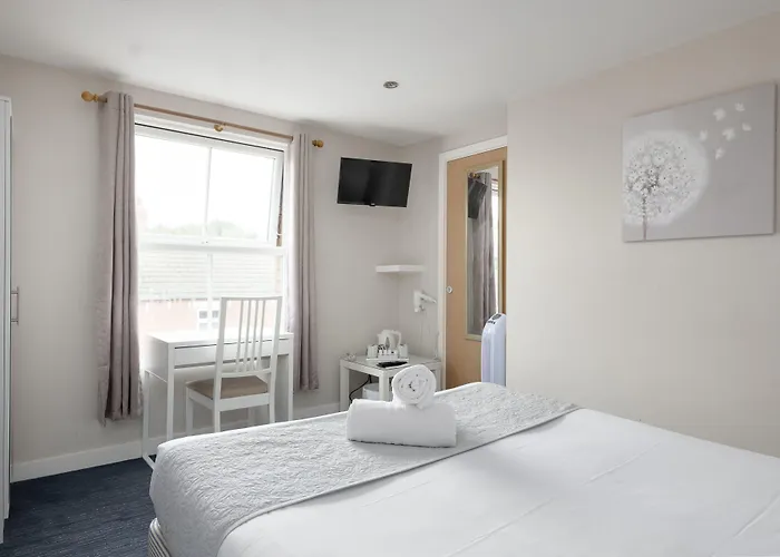The R Inn Hotel