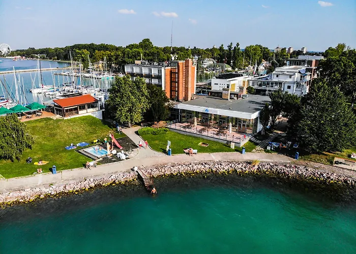 Hotel Yacht Wellness & Business