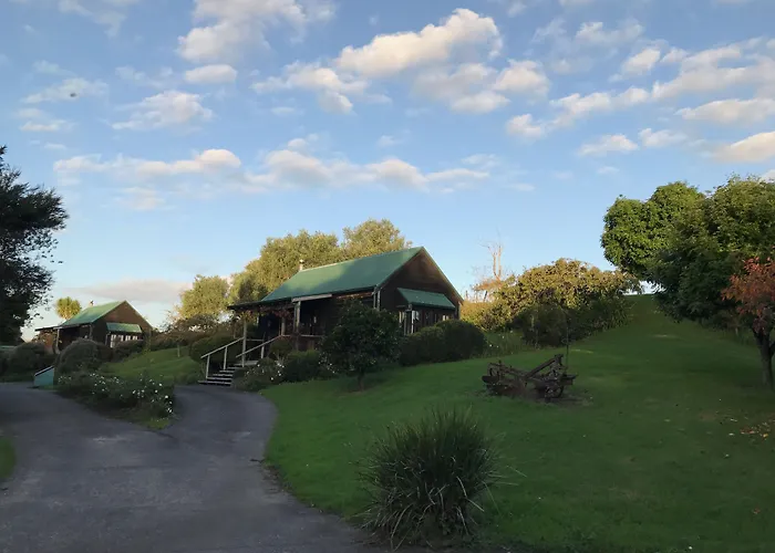 Vineyard Cottages - Kumeu