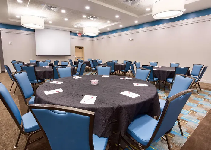 Drury Inn & Suites Burlington