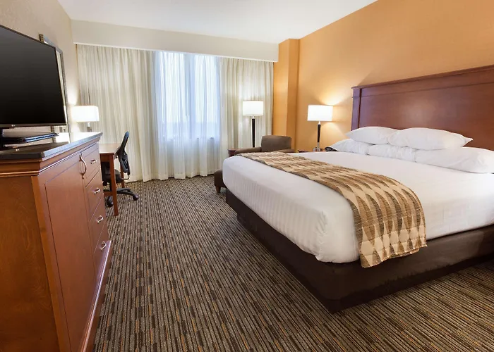 Drury Plaza Hotel Indianapolis Carmel