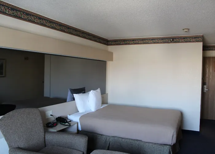 Travelodge By Wyndham Fort Scott