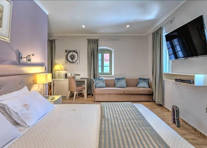Fiscardonna Luxury Suites