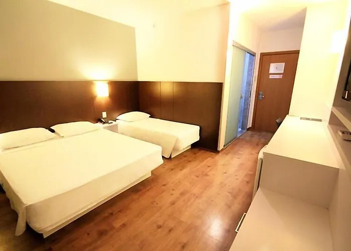 Hotel Ipe Ms