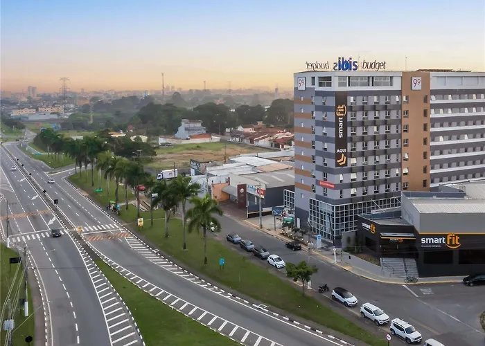Ibis Budget Pindamonhangaba