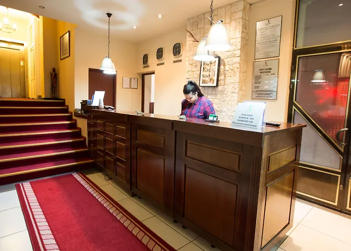 Hotel Rina Cerbul