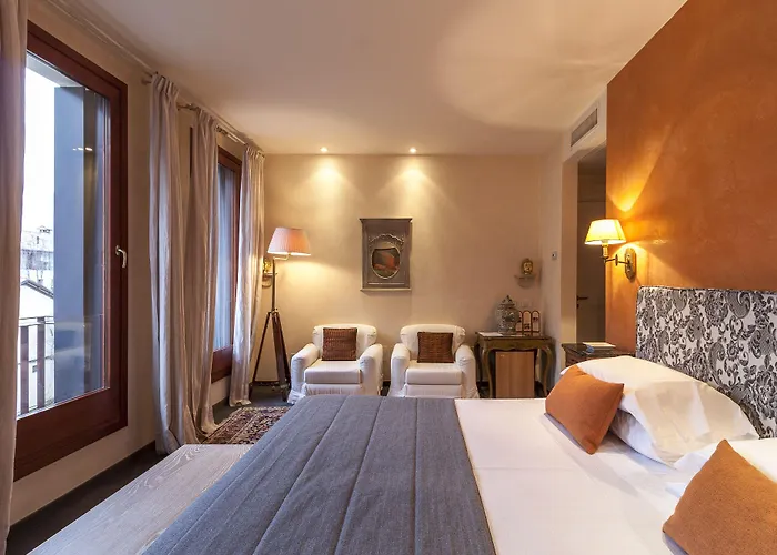 Charming Hotel Dei Chiostri