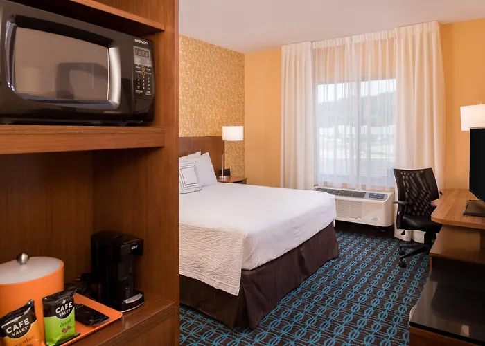 Fairfield Inn & Suites By Marriott Huntington