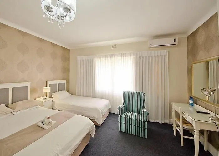 The Russel Hotel