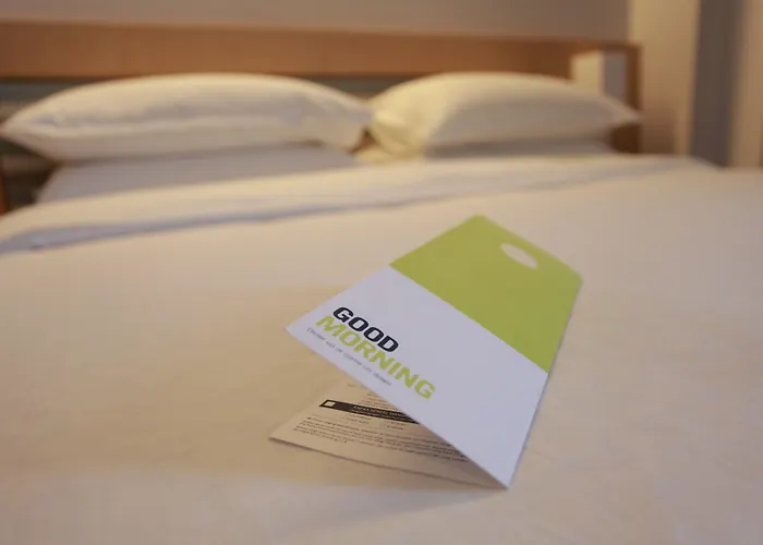 Four Points By Sheraton Surabaya, Tunjungan Plaza