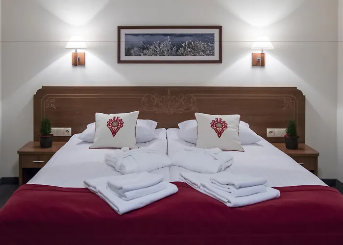Hotel Logos