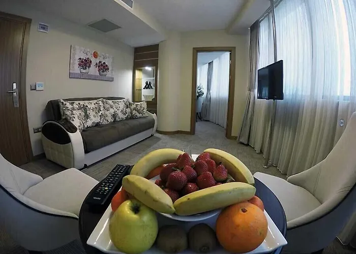 Yol Is Holiday Adana Otel