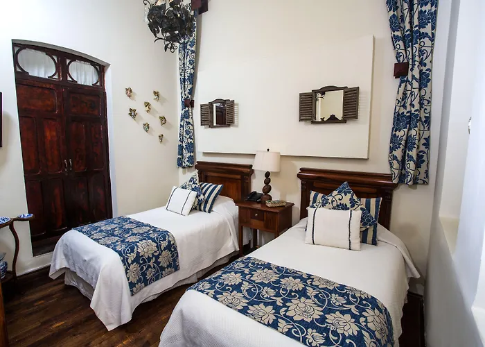 Roka Plaza Hotel Boutique