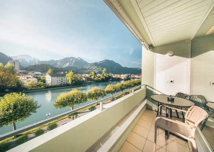 Hop Apartments & Suites