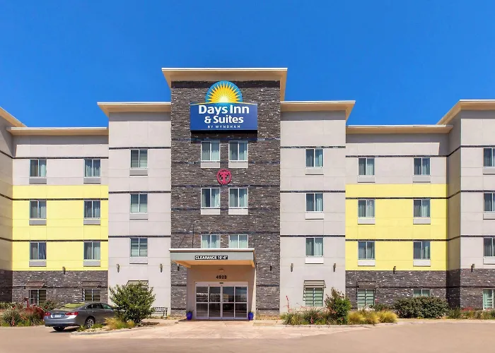 Days Inn & Suites By Wyndham Lubbock Medical Center