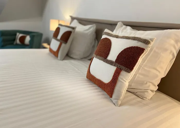 Hotel Spa Au Cheval Blanc - Chambres Climatisees