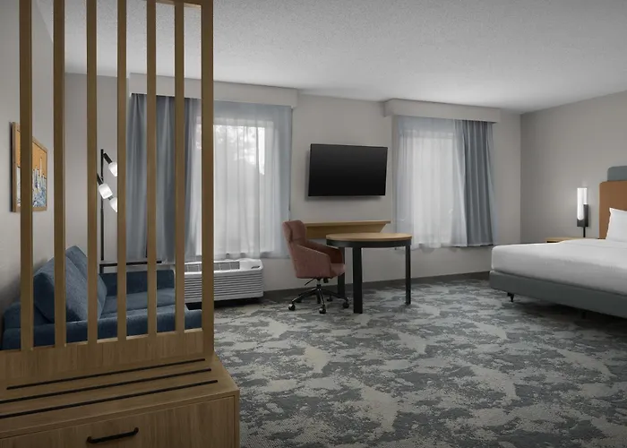Hampton Inn & Suites Huntersville