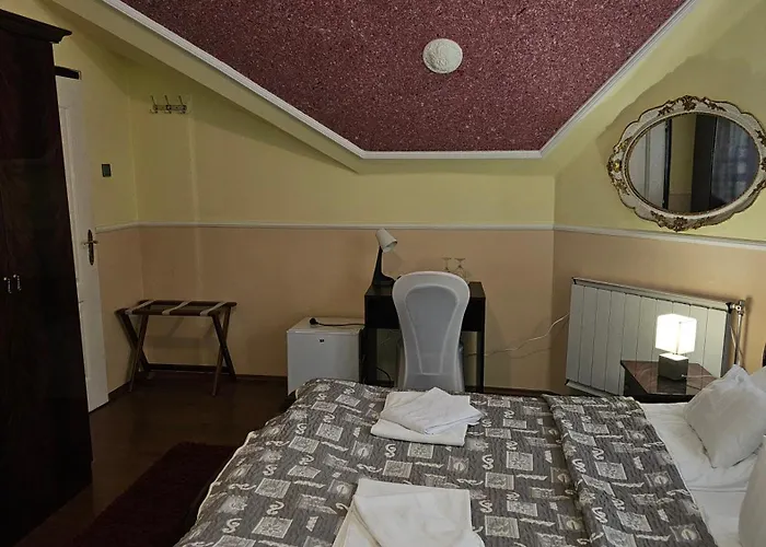Parish Bull Hotel