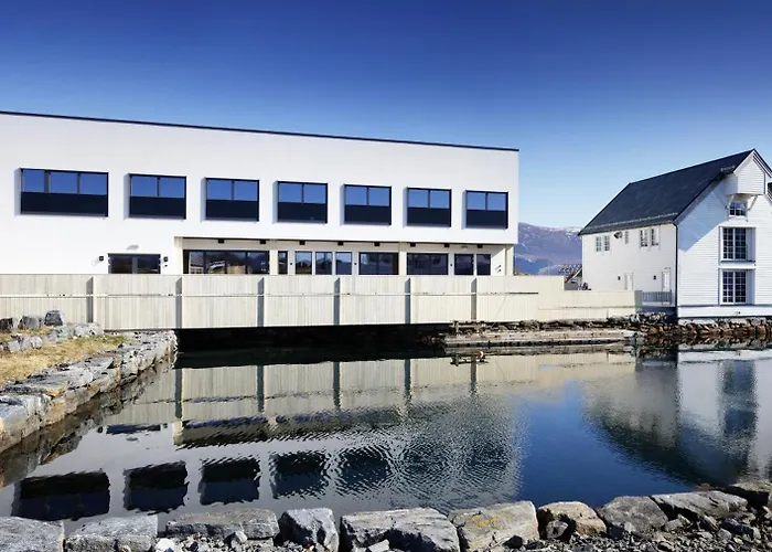 Rosenlund Hamn